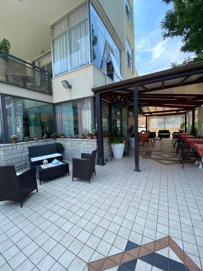 Hotel Goldene Rose Rimini Eksteriør bilde