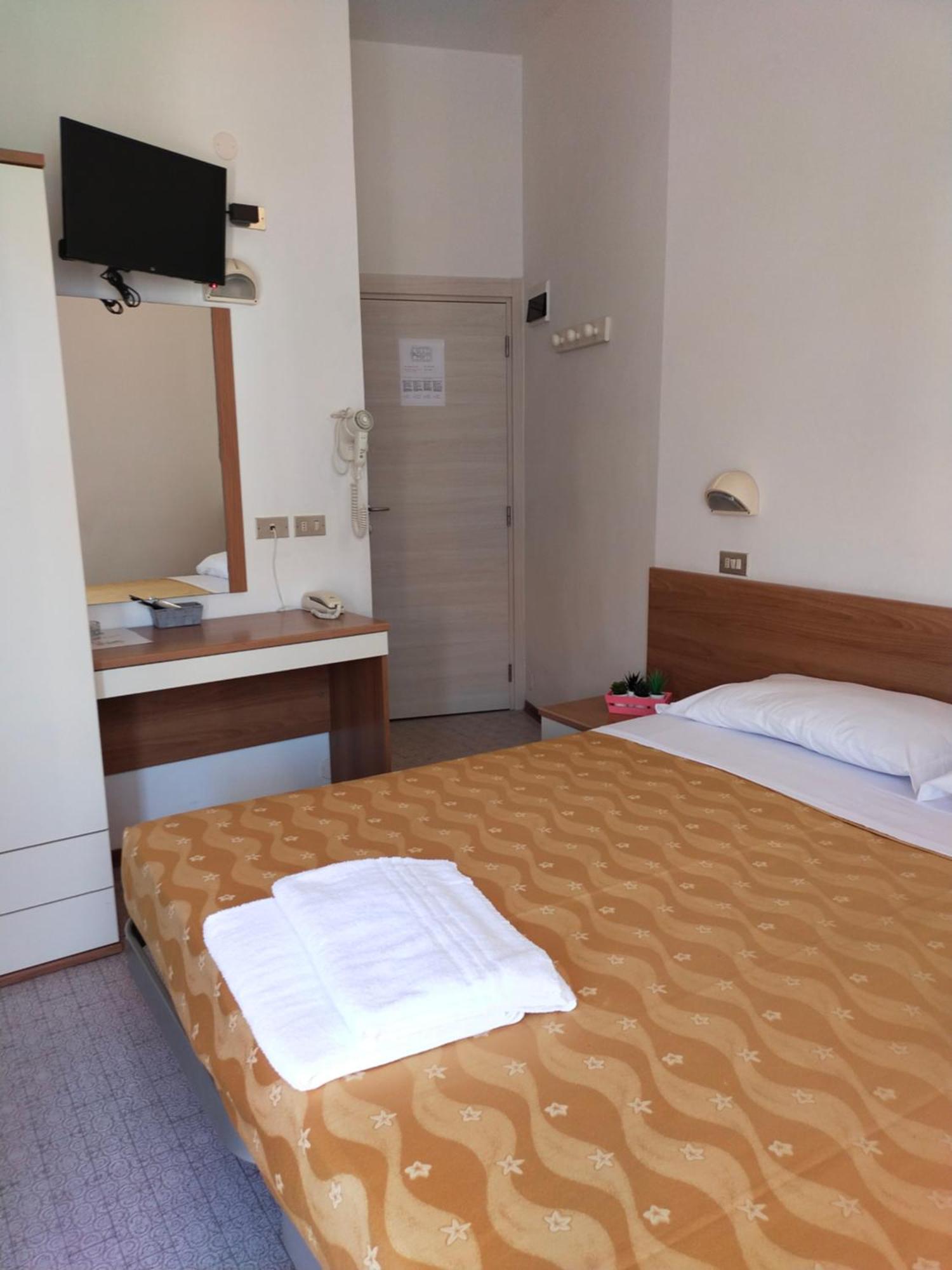 Hotel Goldene Rose Rimini Eksteriør bilde