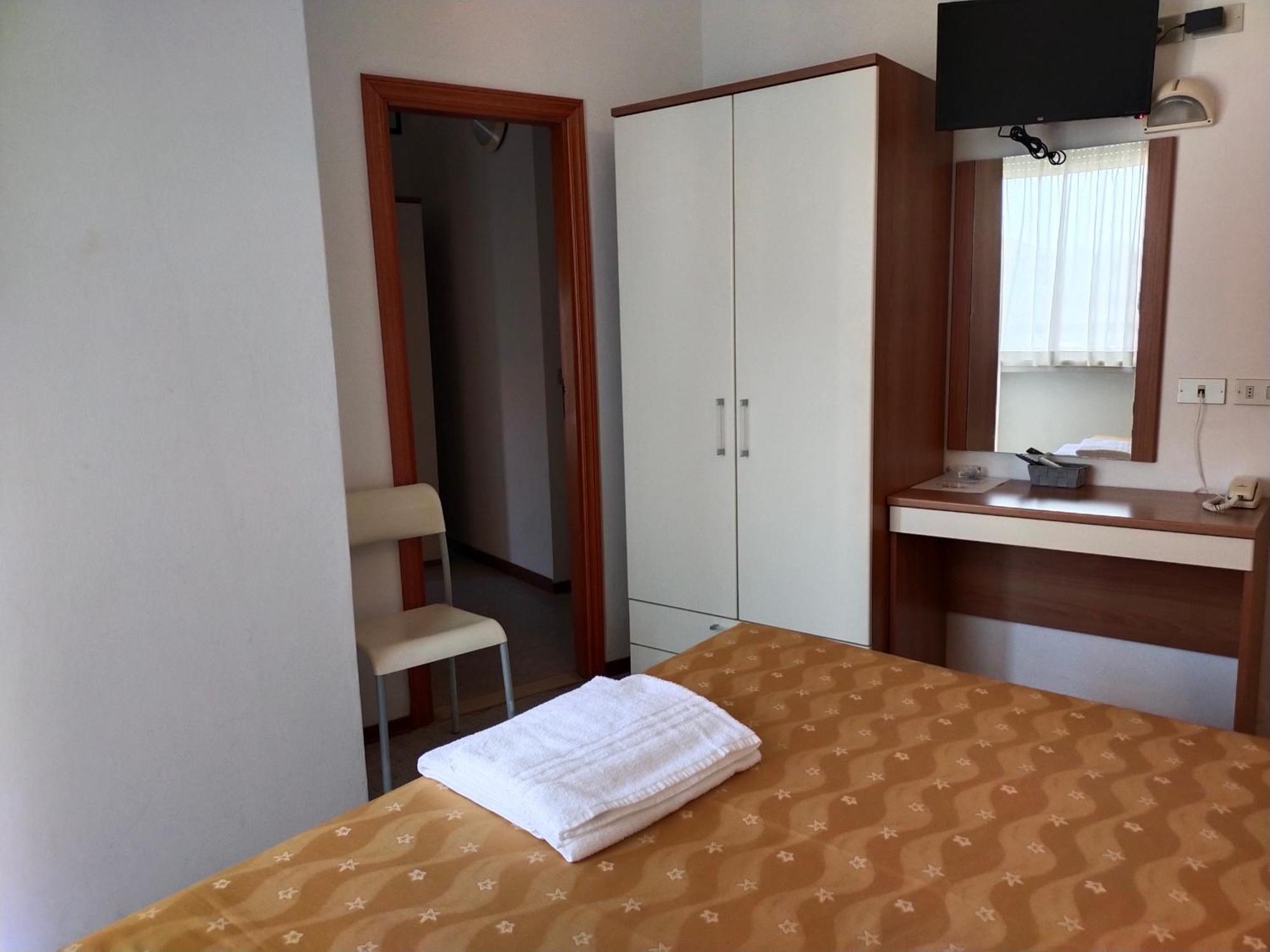 Hotel Goldene Rose Rimini Eksteriør bilde