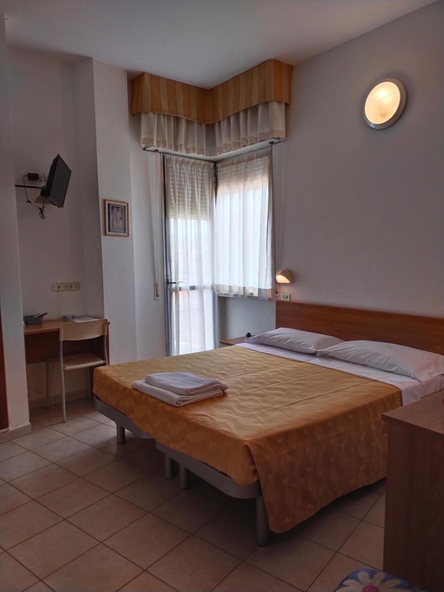 Hotel Goldene Rose Rimini Eksteriør bilde