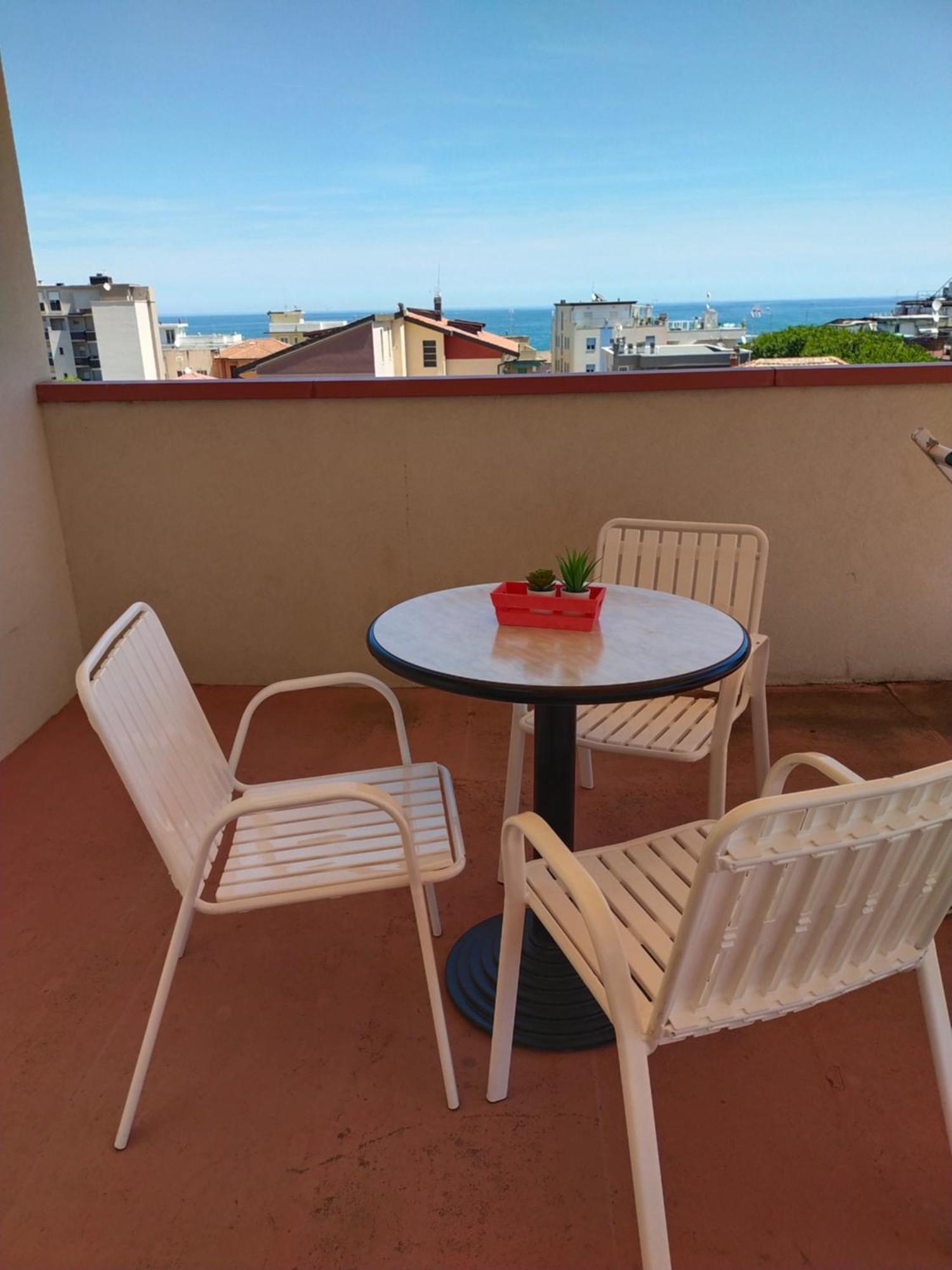 Hotel Goldene Rose Rimini Eksteriør bilde