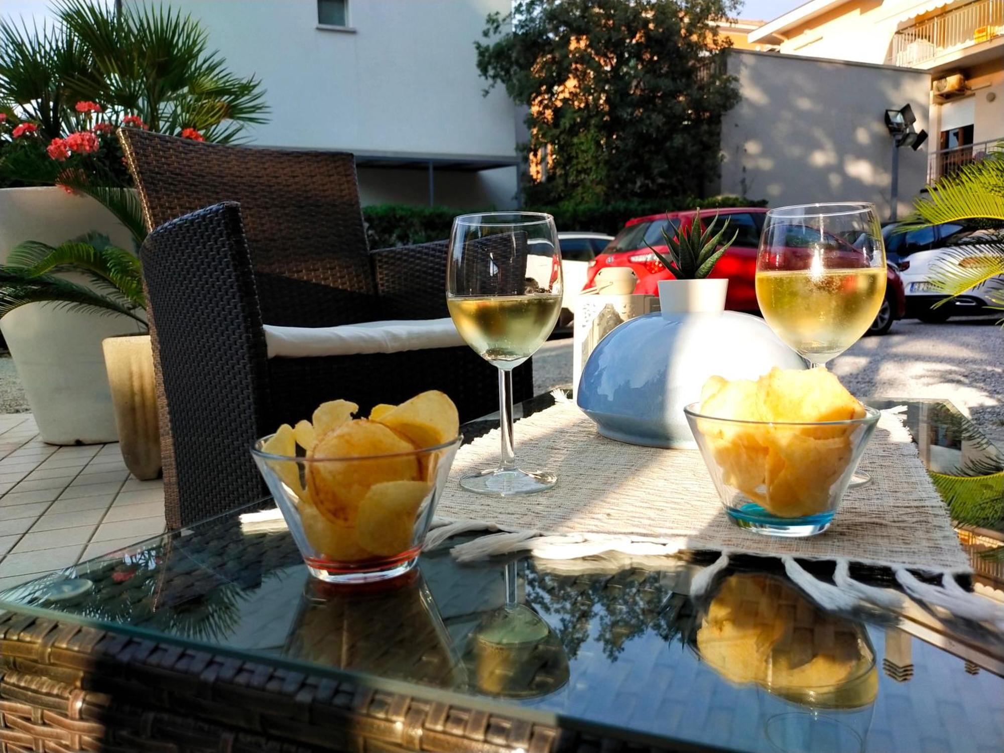 Hotel Goldene Rose Rimini Eksteriør bilde